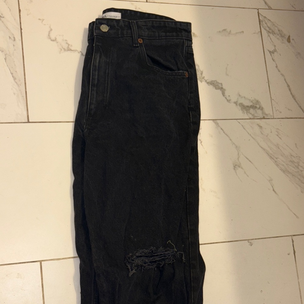 Zara Women's Straight Leg Dark Jeans - Picture 6 of 7